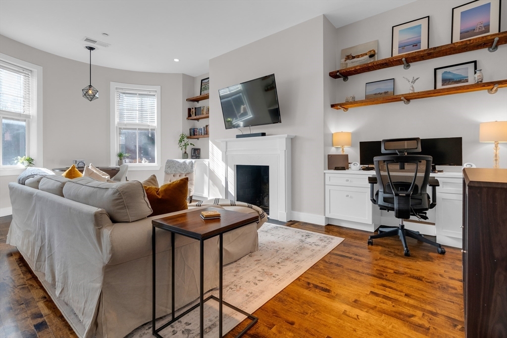 Property Photo: 15 Upton St 3 MA 02118