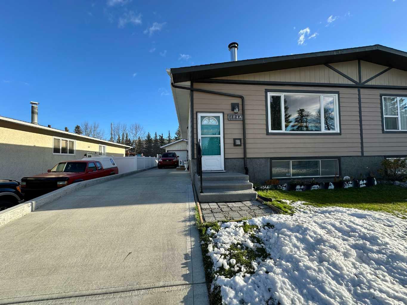 Property Photo:  104A Cheviot Drive  AB T7V 1R2 