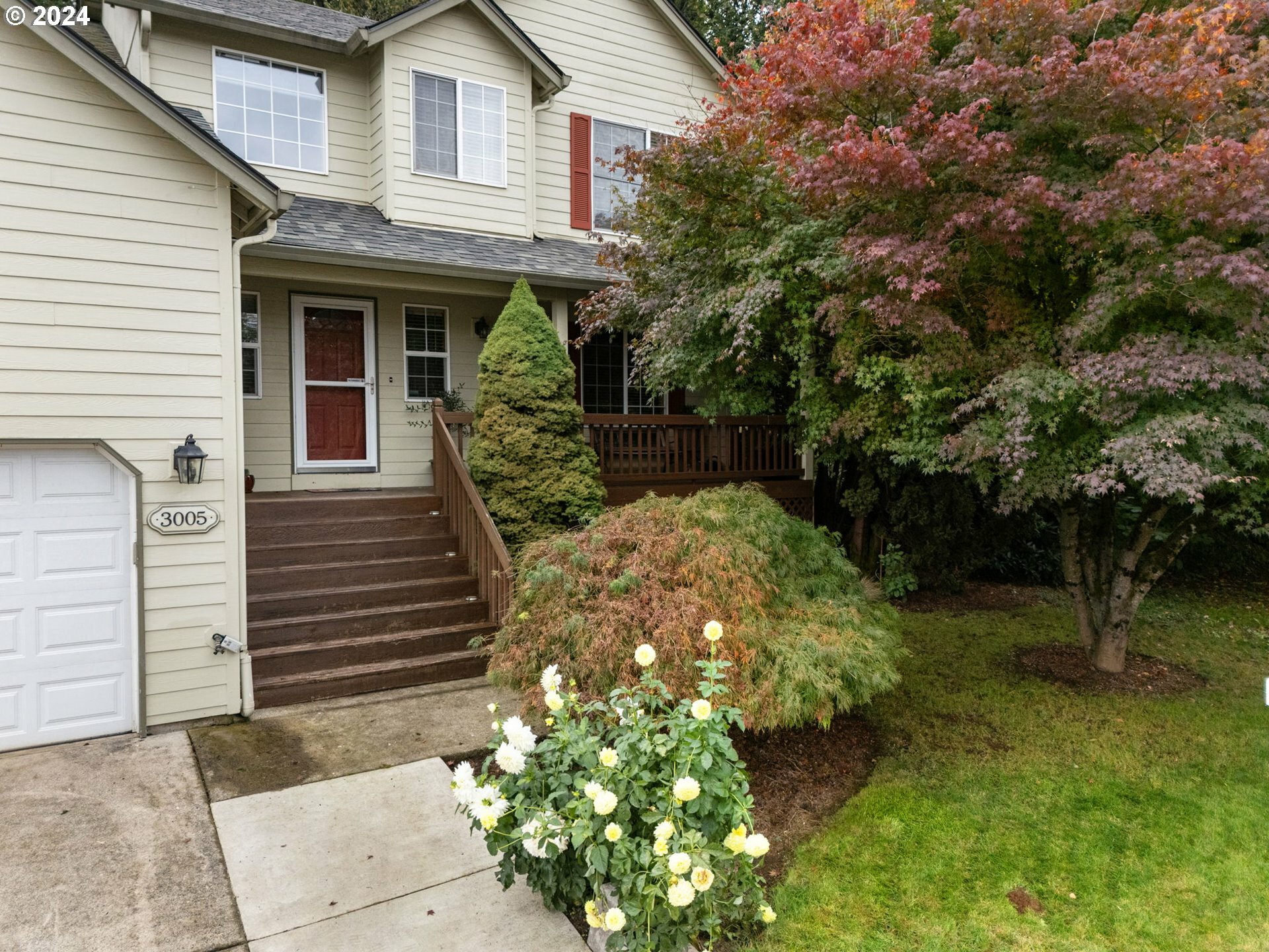 Property Photo:  3005 NE 165th Ave  WA 98682 