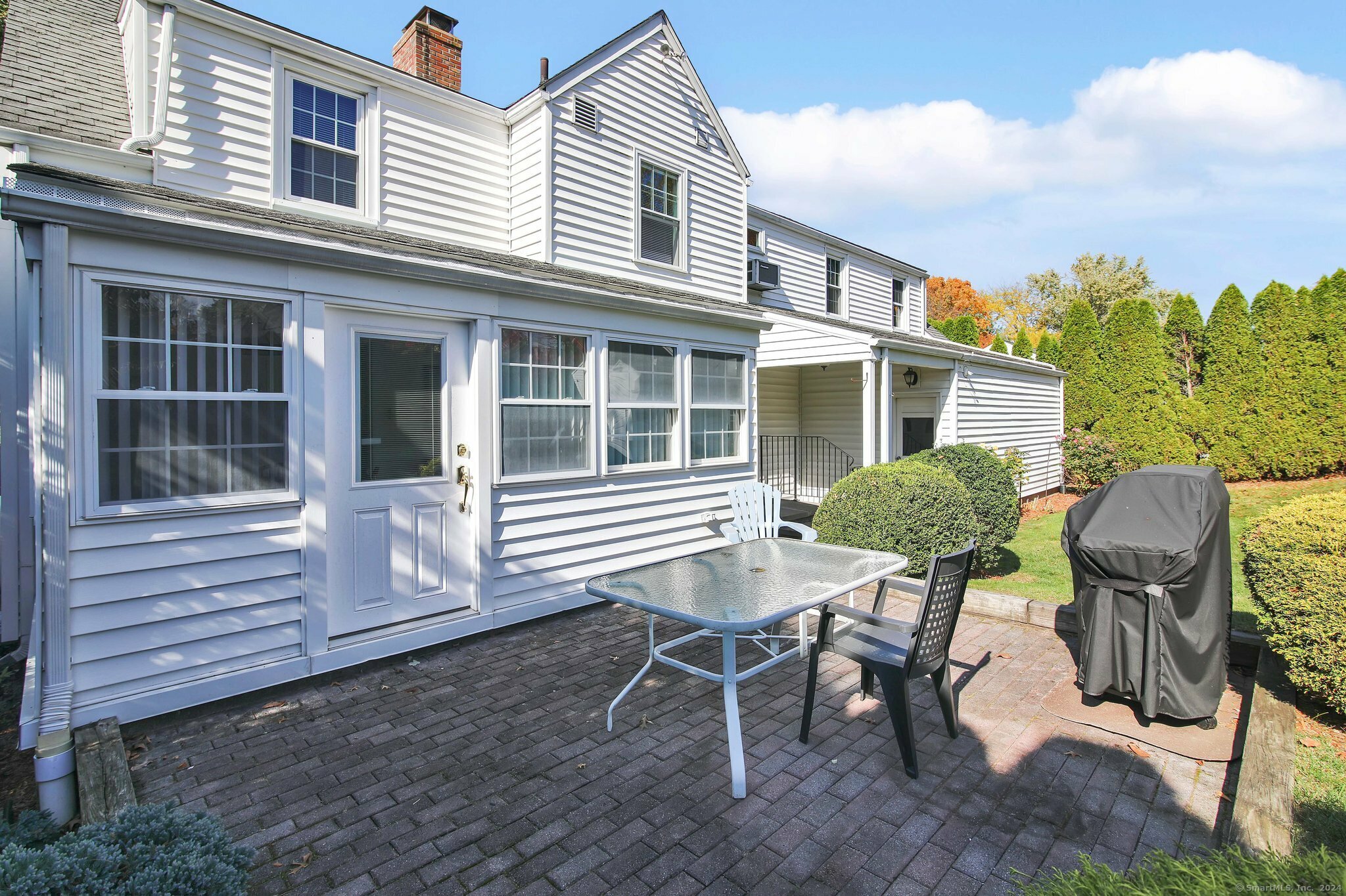 Property Photo:  3 Poplar Street  CT 06082 