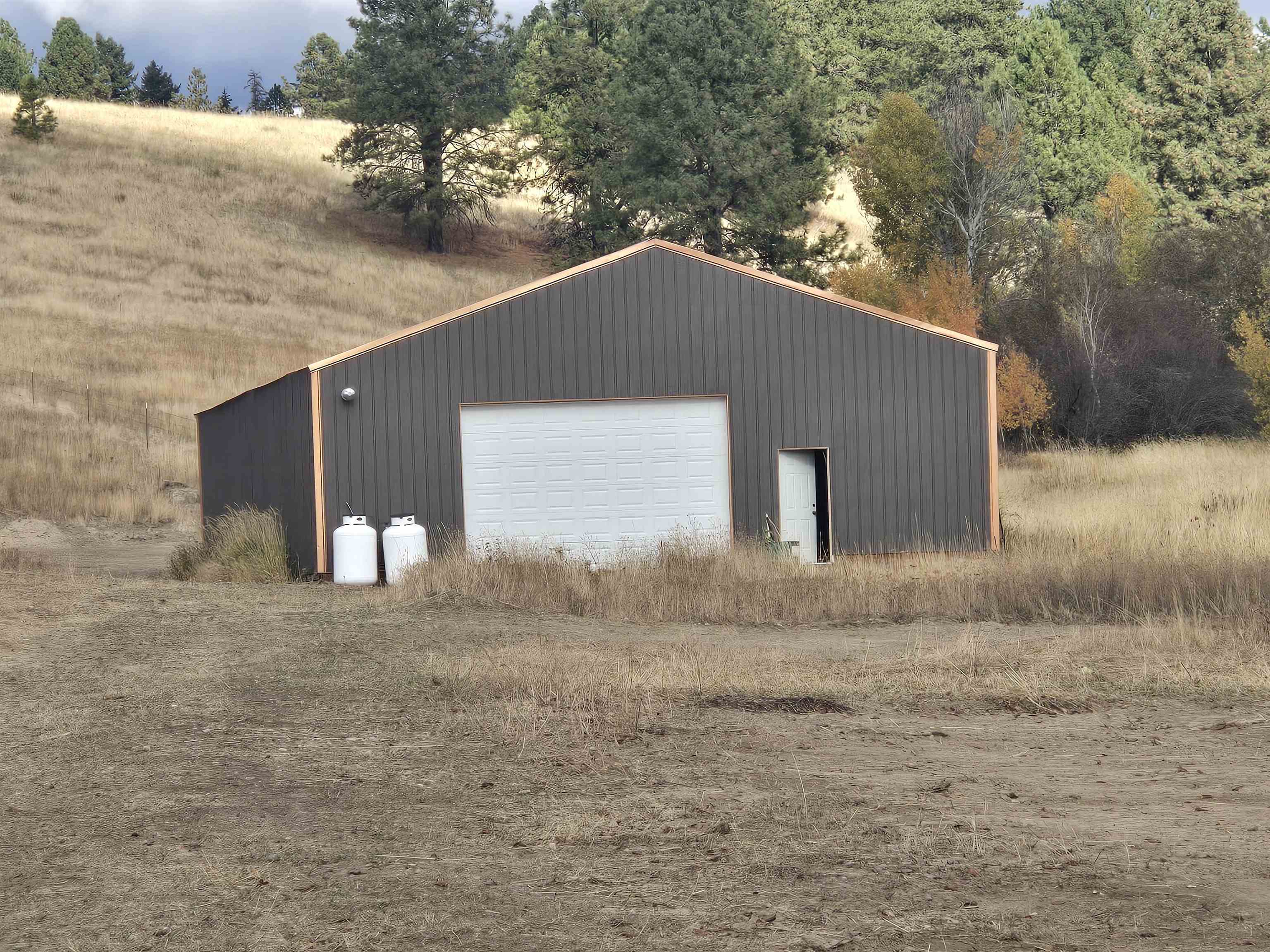 Property Photo:  11707 E Tallman Rd  WA 99003 