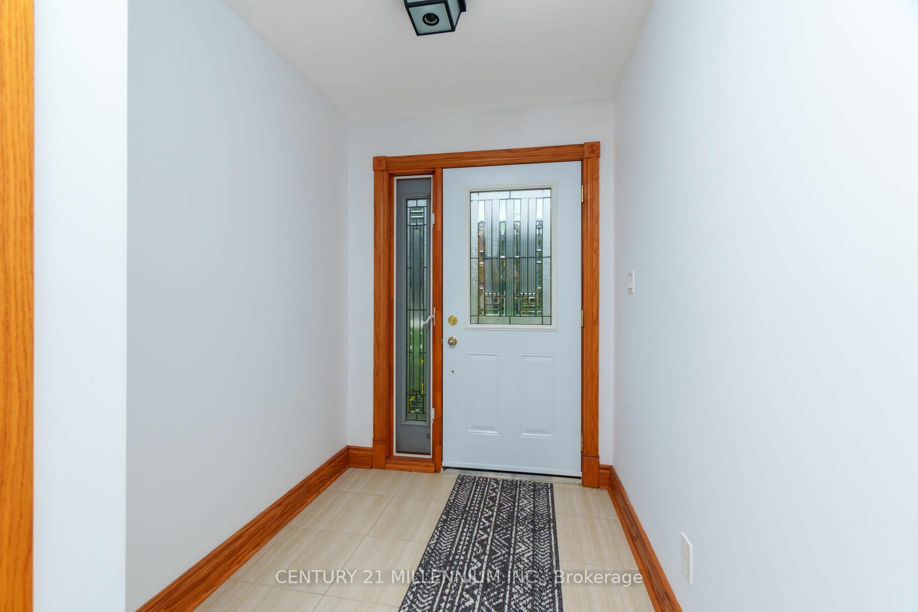 Property Photo:  338 Walnut St  ON L9Y 3C8 