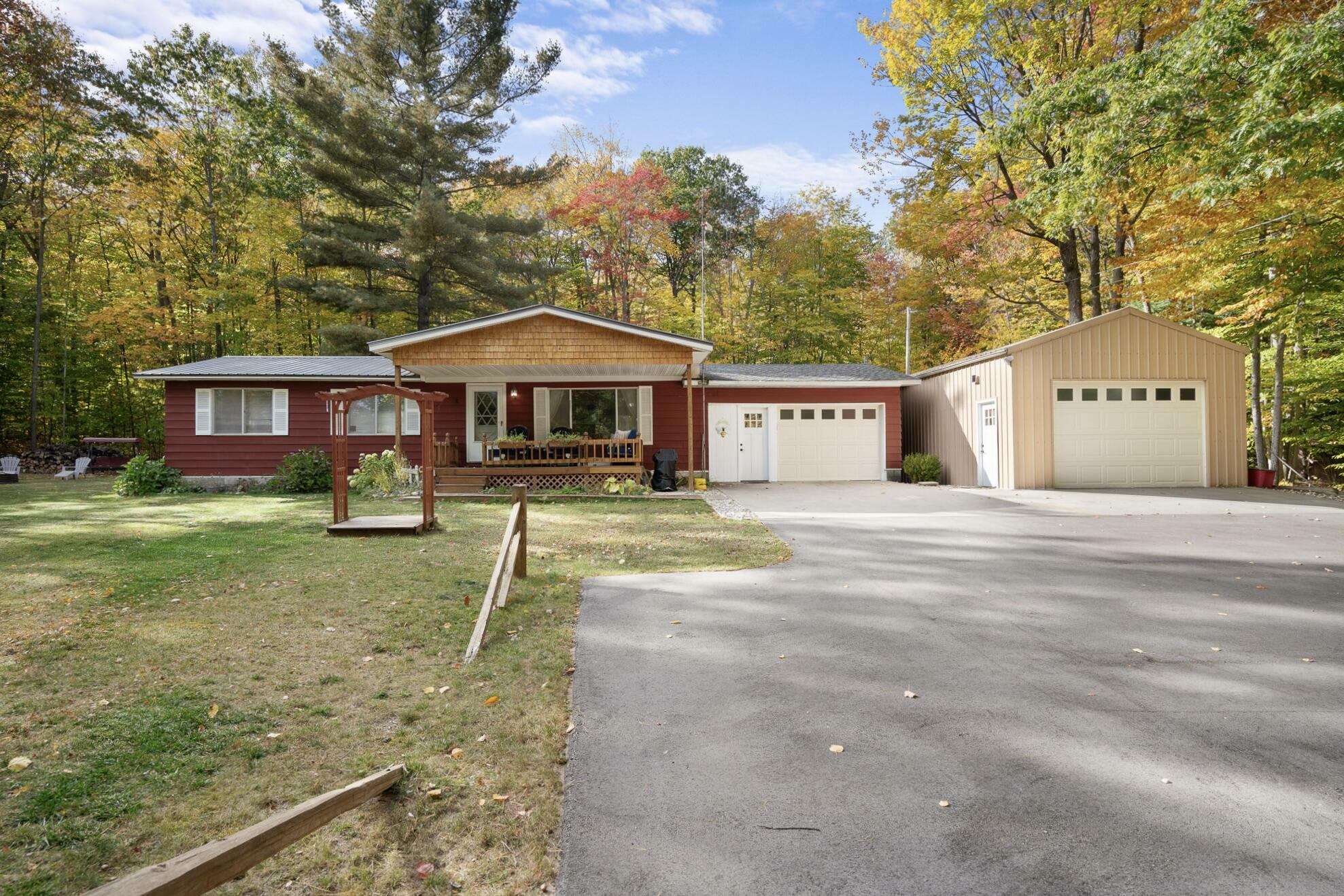 Property Photo:  3313 Bennett Road  MI 49721 