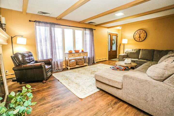 Property Photo: 1506 Squire Ln SD 57401
