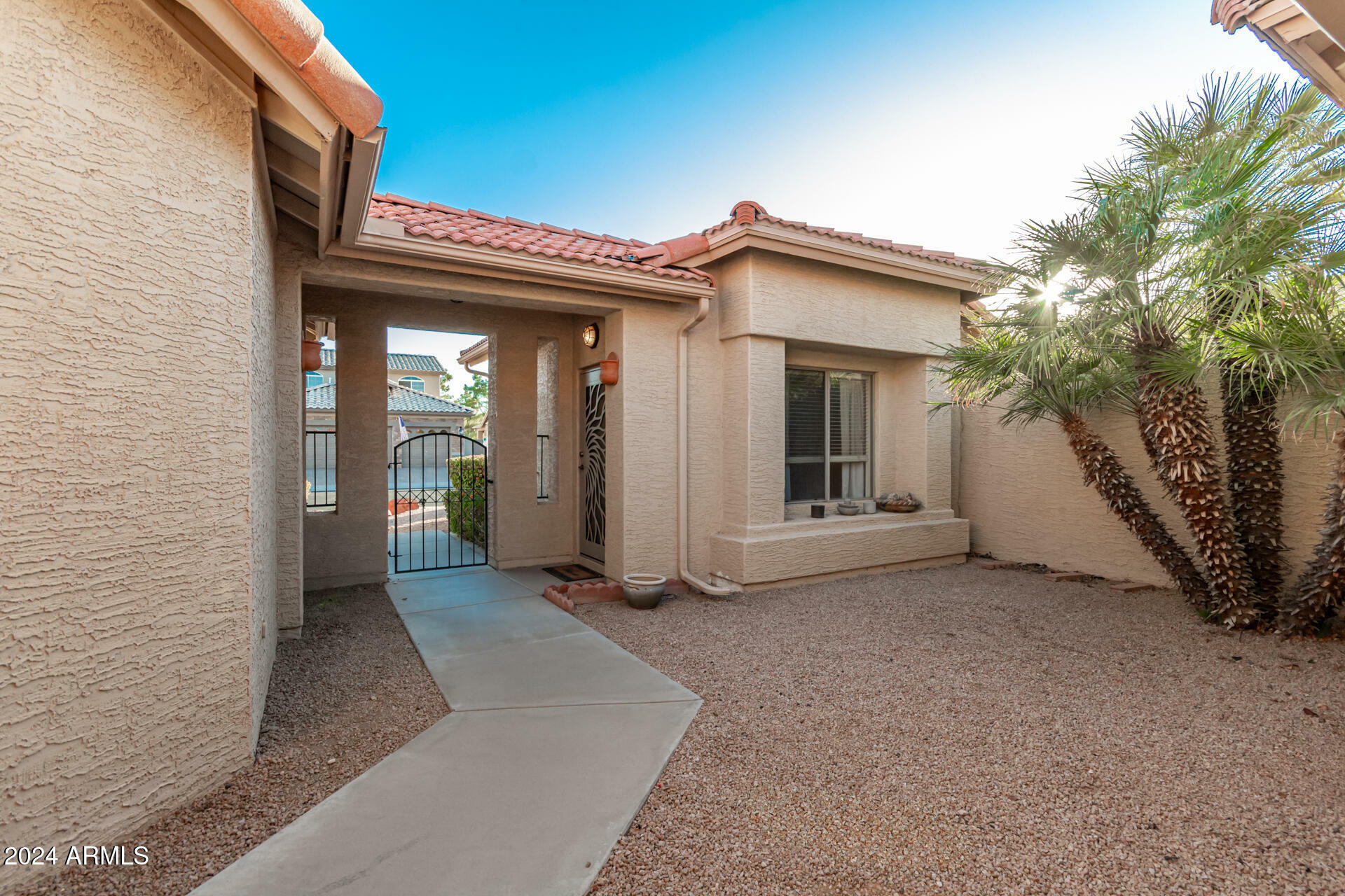 Property Photo:  402 W Beechnut Place  AZ 85248 