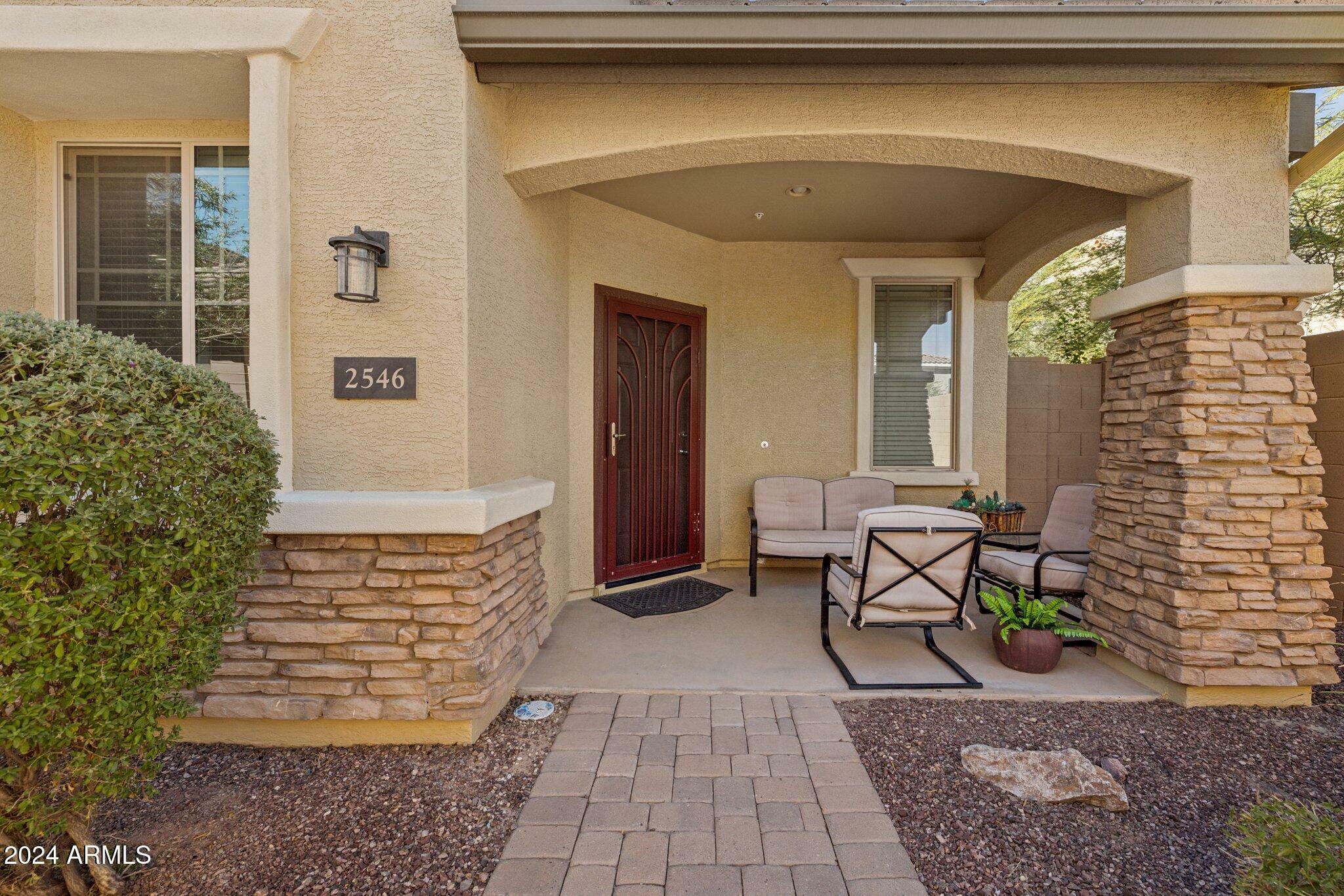 Property Photo:  2546 E Boston Street  AZ 85295 