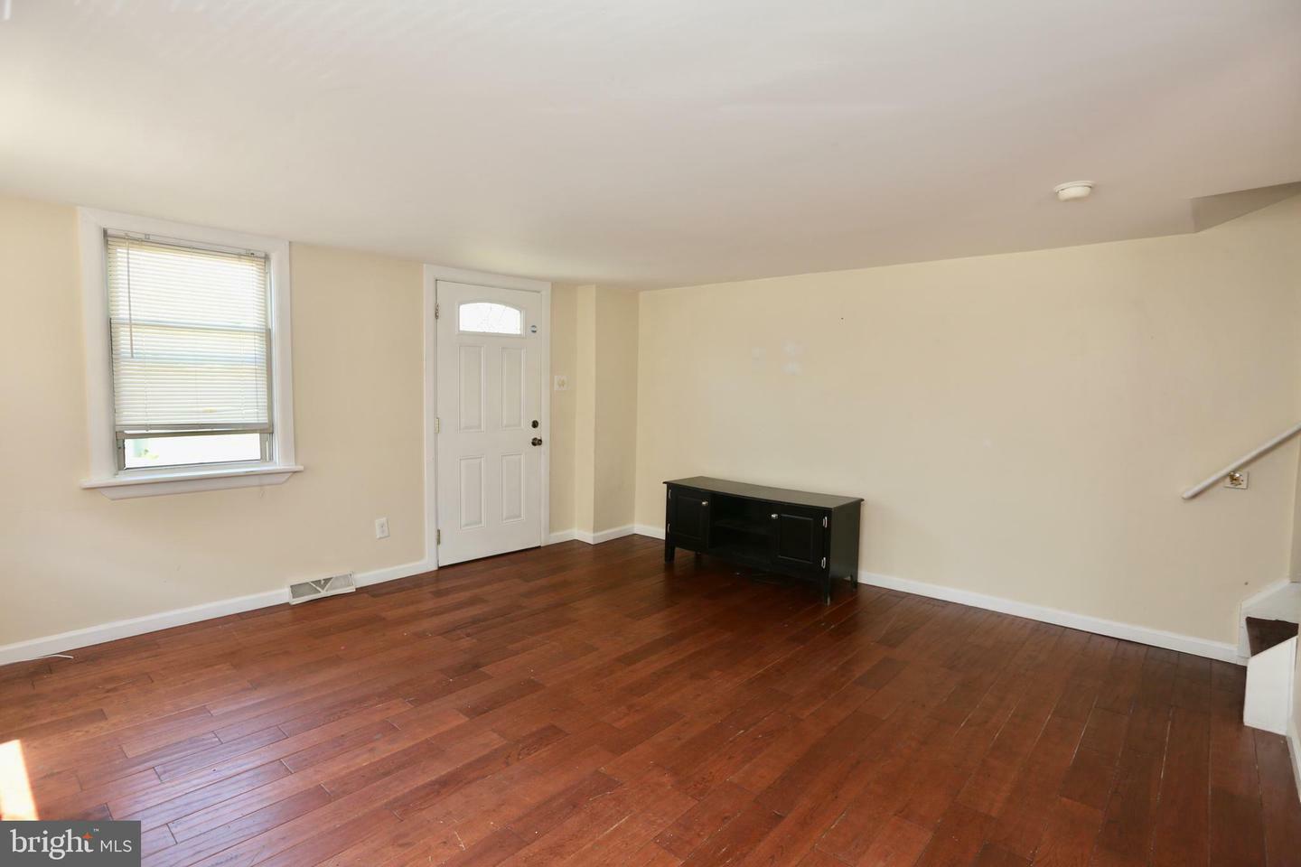 Property Photo:  310 Ellis Street  NJ 08028 