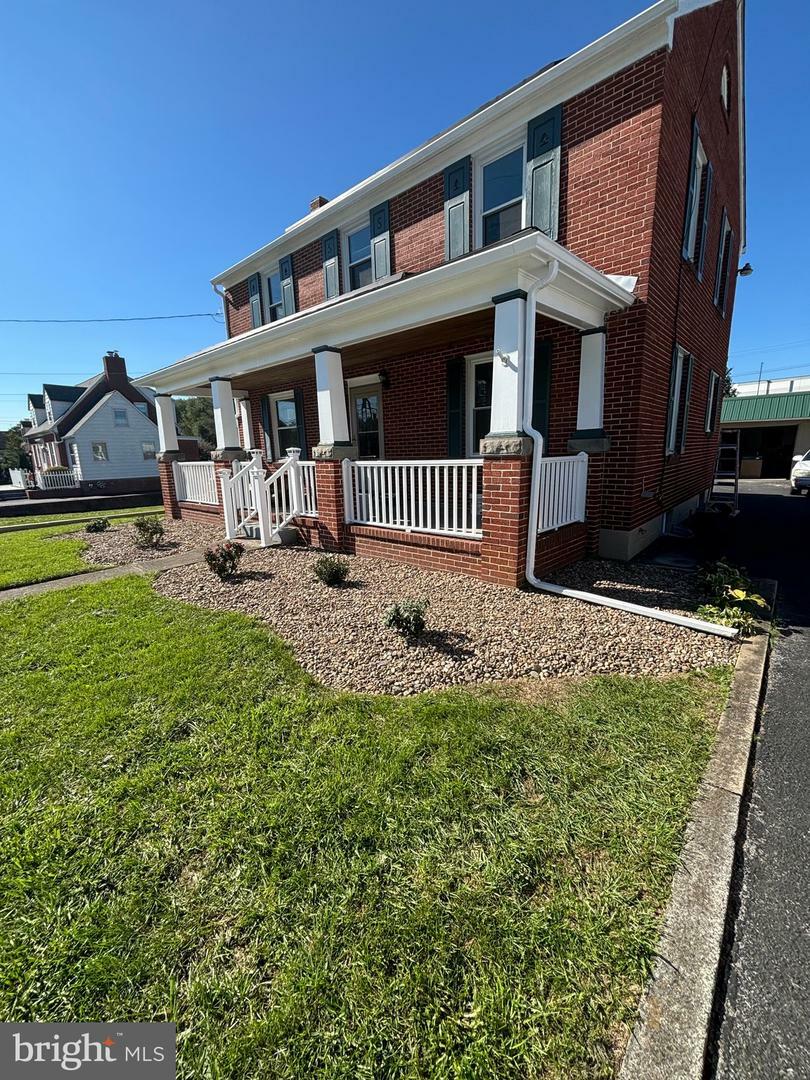 Property Photo:  13904 Pennsylvania Avenue  MD 21742 