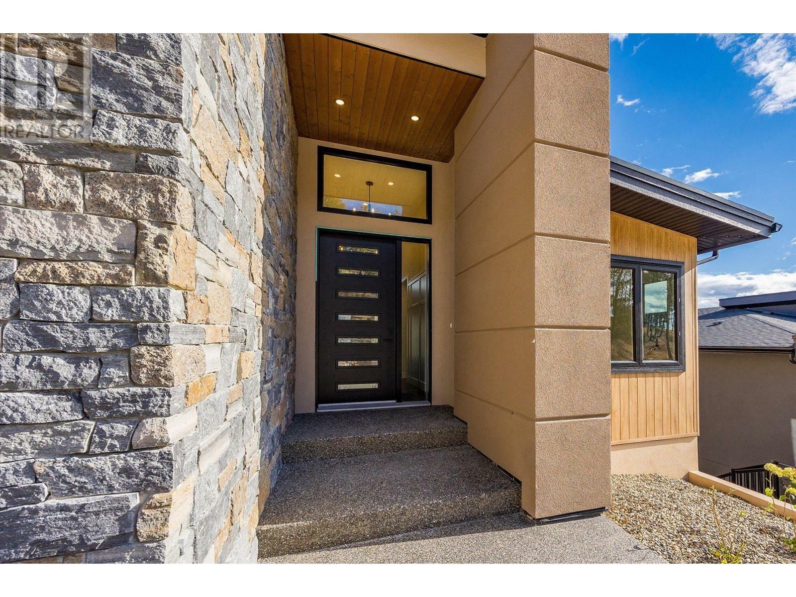 Property Photo: 989 Loseth Drive BC V1P 0A8