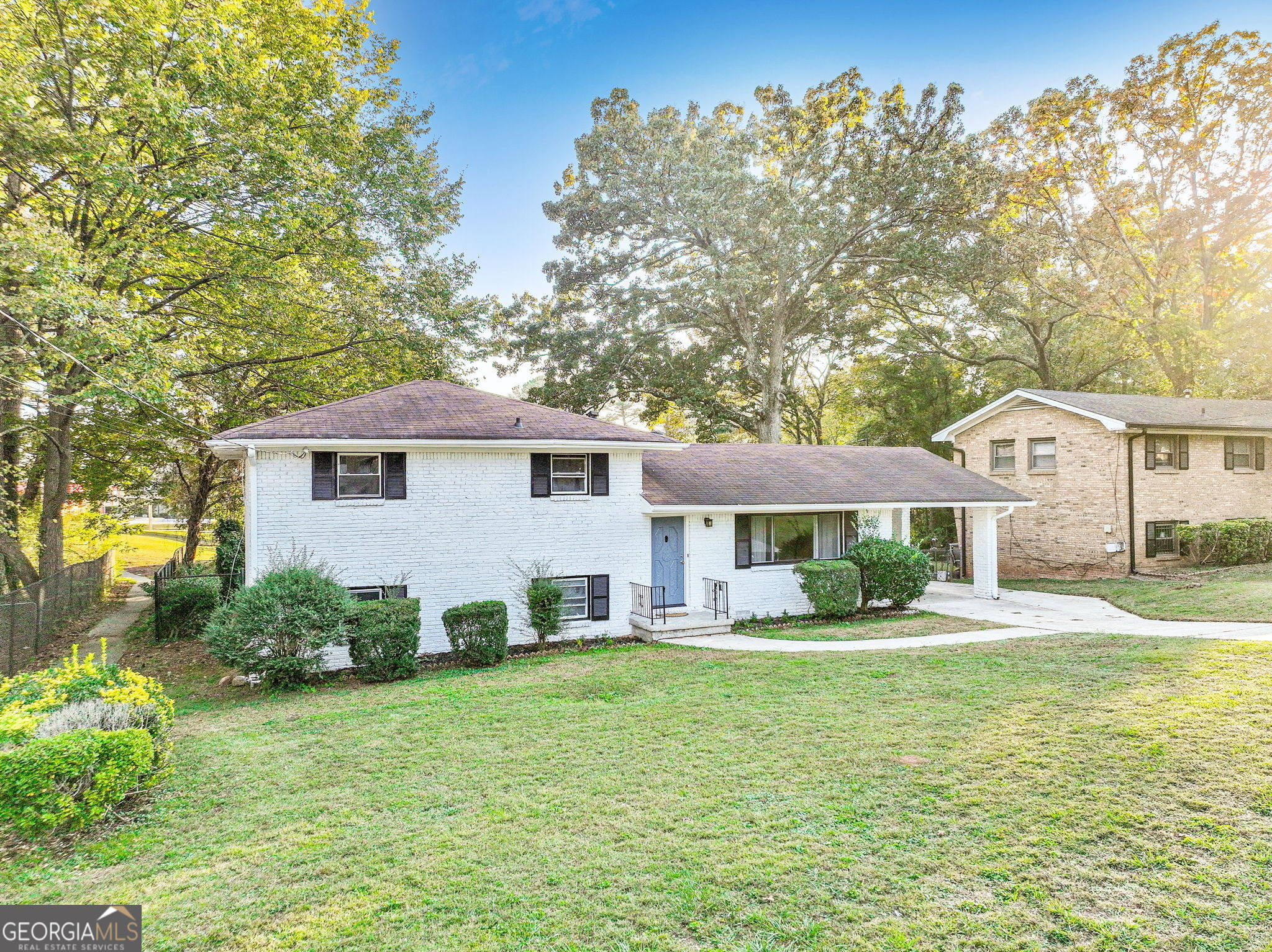 Property Photo:  2575 Williamsburg Drive  GA 30034 