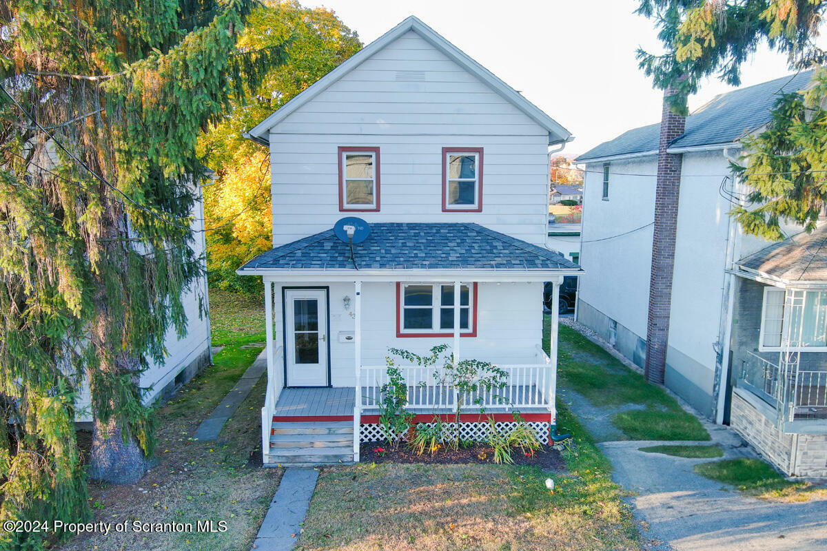 Property Photo: 431 W Main Street PA 18507