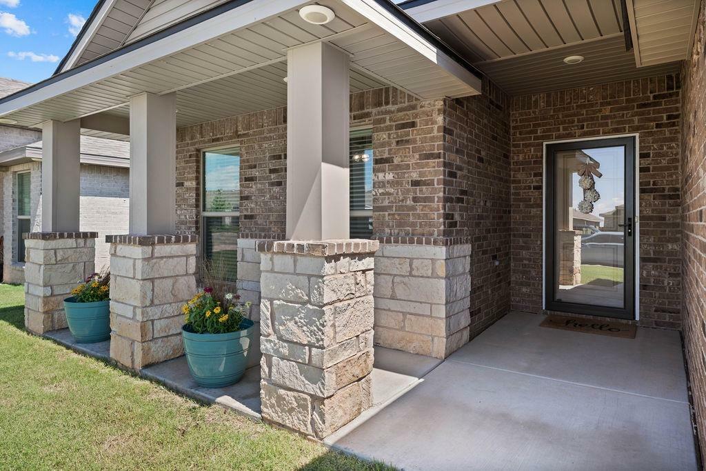 Property Photo:  10413 Xenia Avenue  TX 79424 