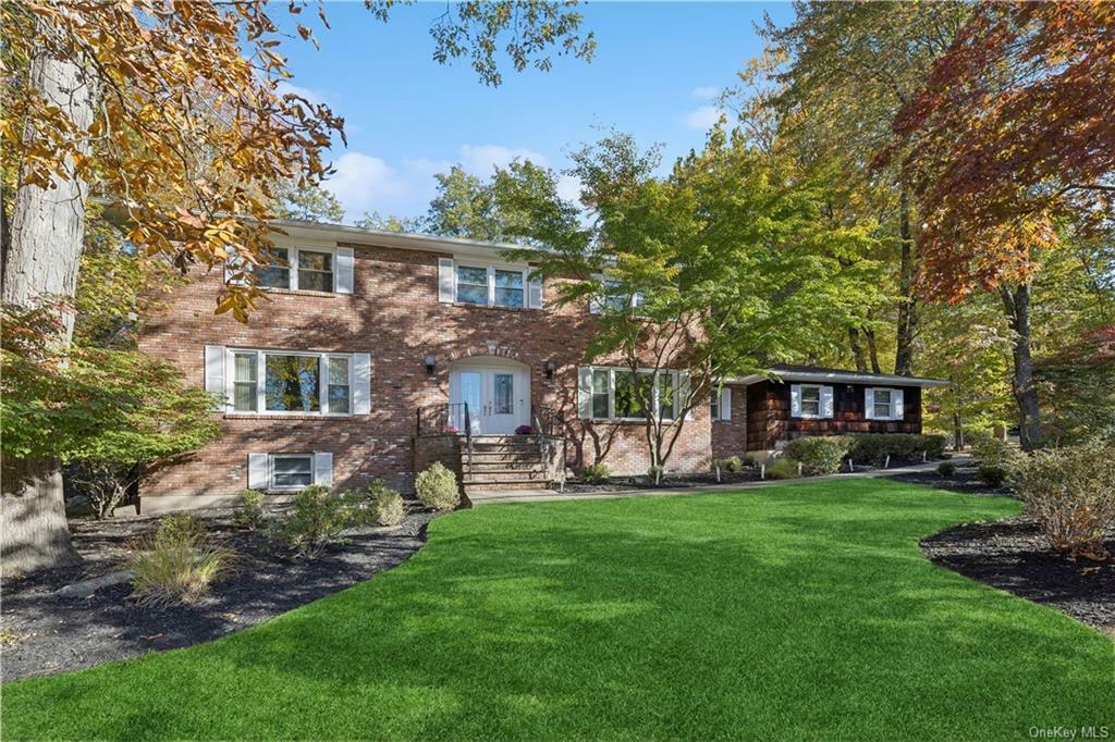 Property Photo:  20 Rolling Ridge Road  NY 10956 