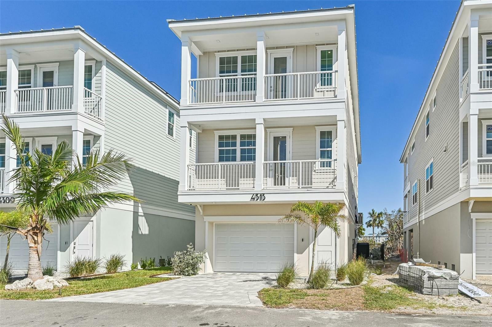 Property Photo:  4231 Marina View Way  FL 34215 