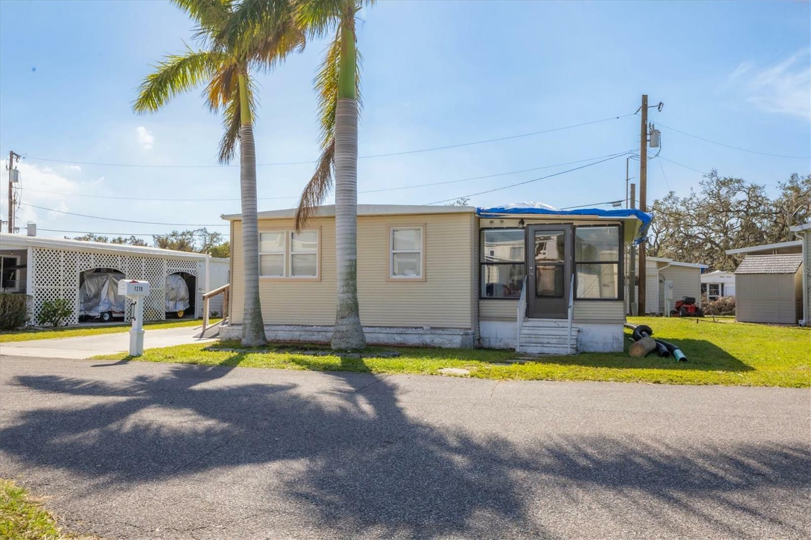 Property Photo:  1219 41st Avenue Drive E  FL 34222 