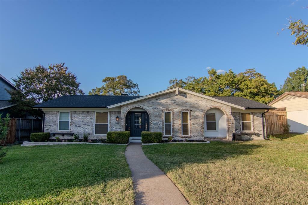 Property Photo:  1305 Edgewood Drive  TX 75081 