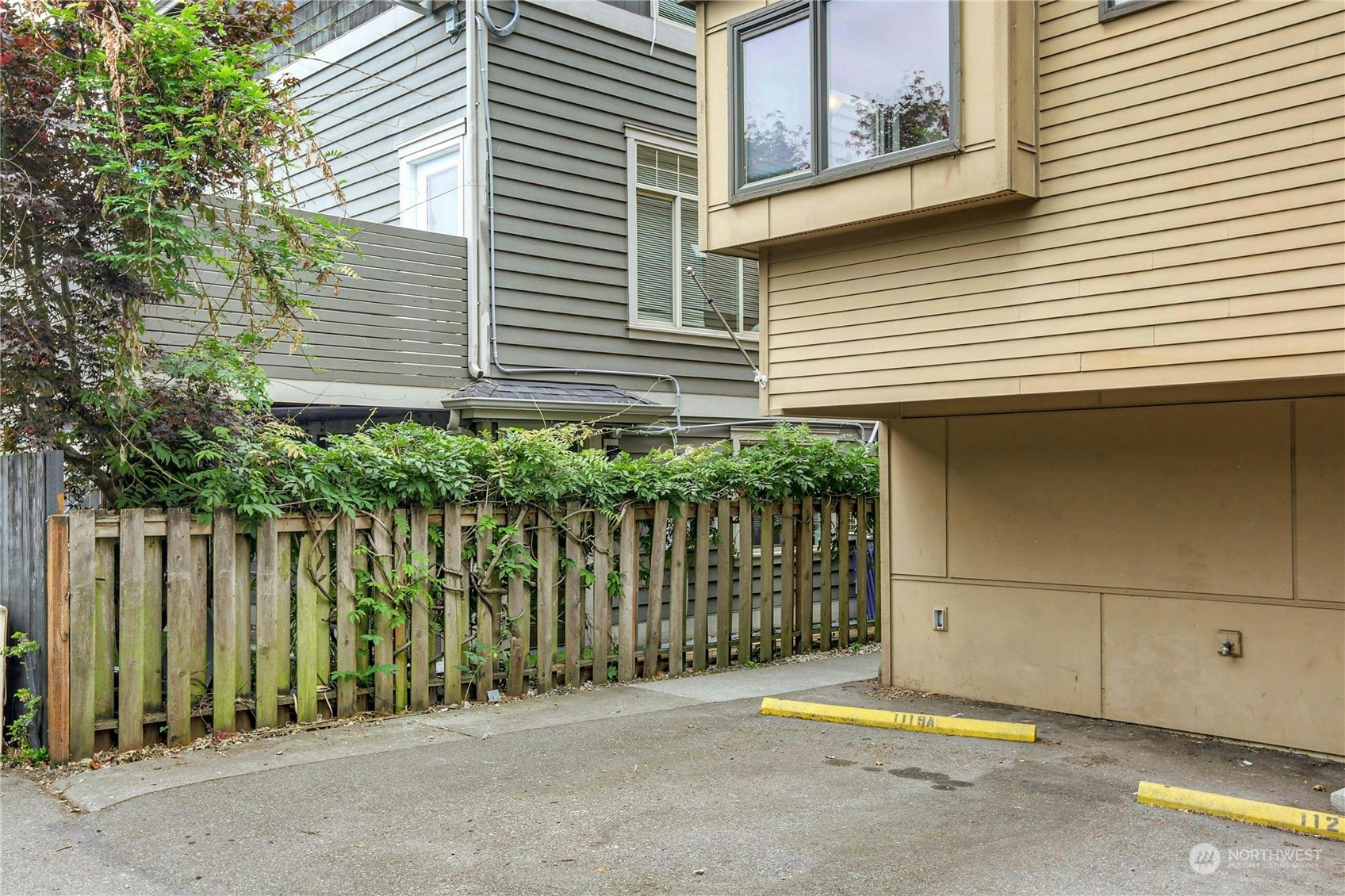 Property Photo:  1119 N 85th Street A  WA 98103 