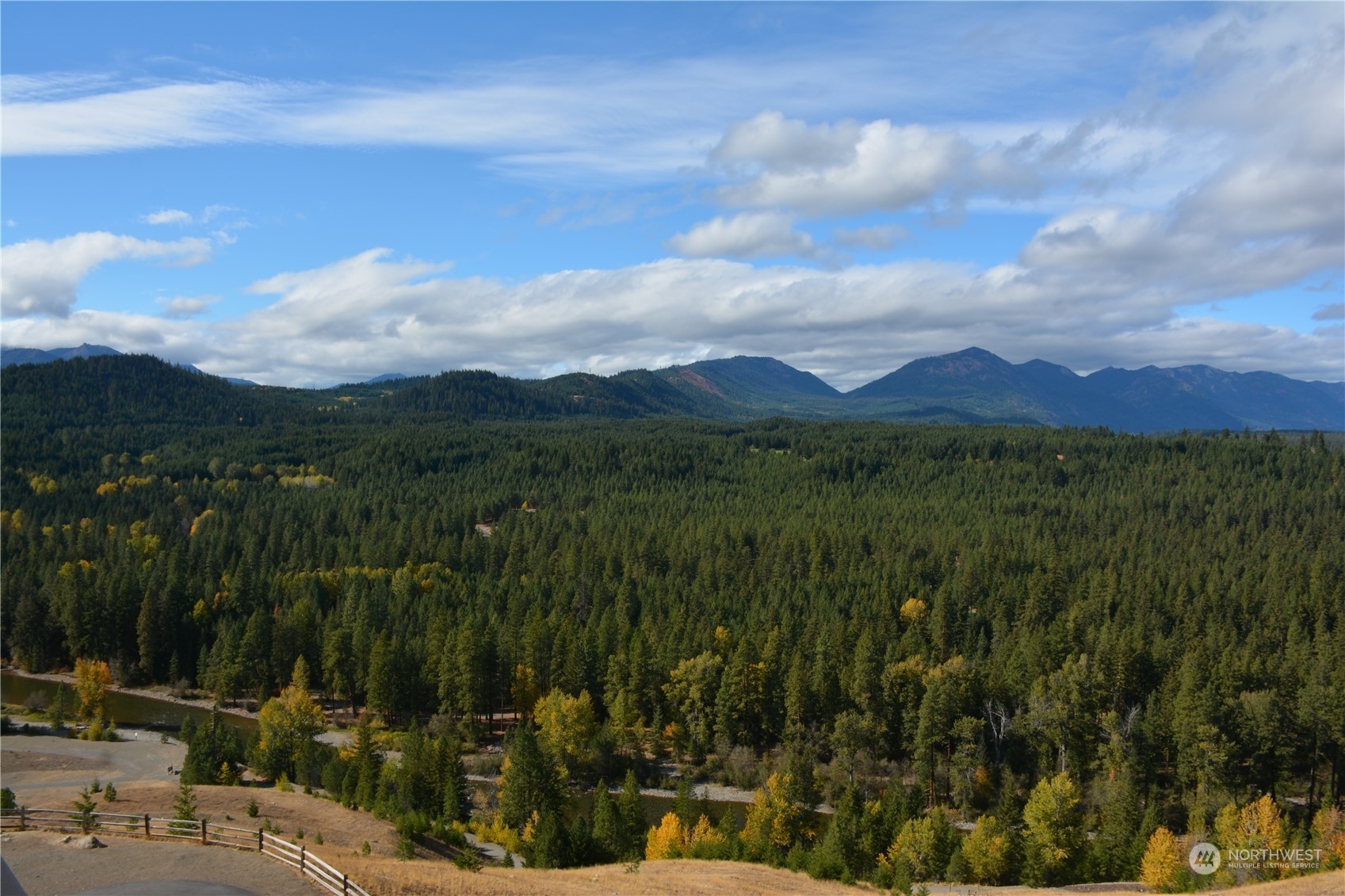 Property Photo:  3600 Suncadia Trail 5059  WA 98922 