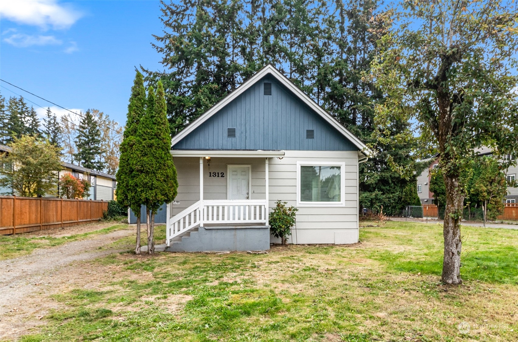 1312 Cedar Avenue  Marysville WA 98270 photo