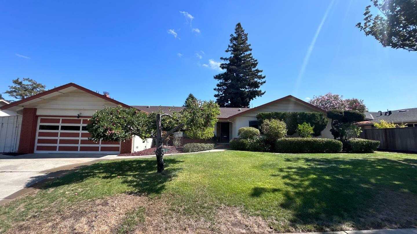 Property Photo:  1040 Colony Hills Lane  CA 95014 