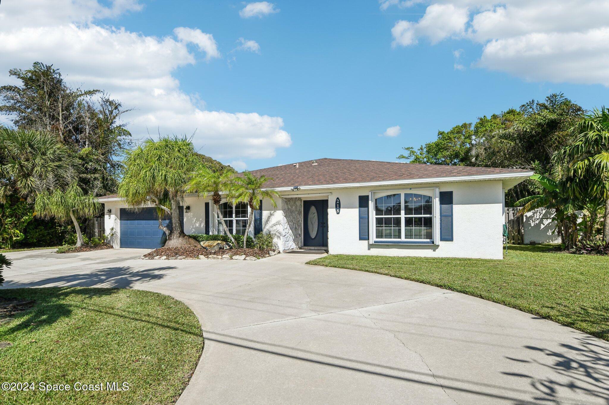 Property Photo:  218 Fifth Avenue  FL 32951 