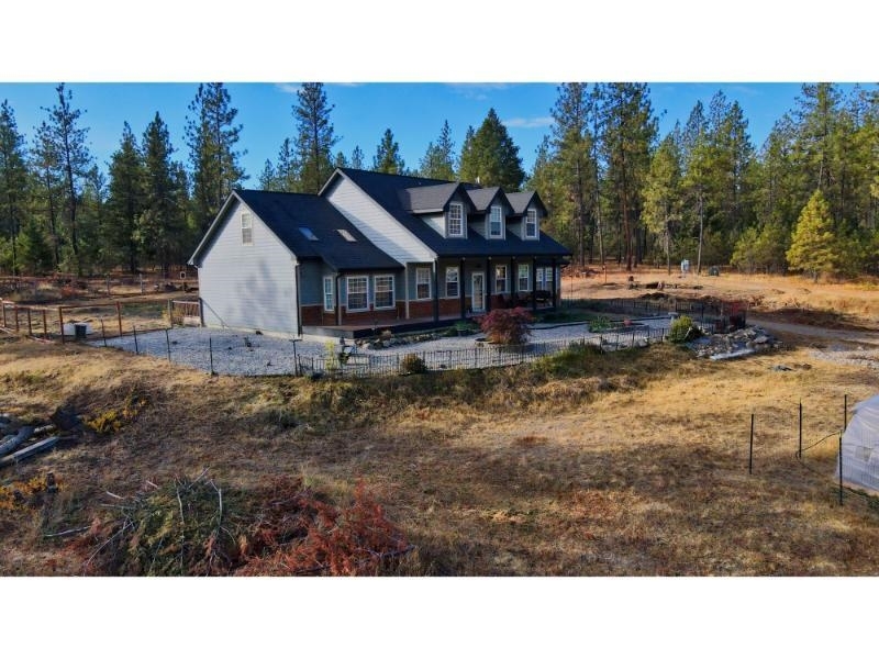 Property Photo:  20701 W South Bank Rd  WA 99026 