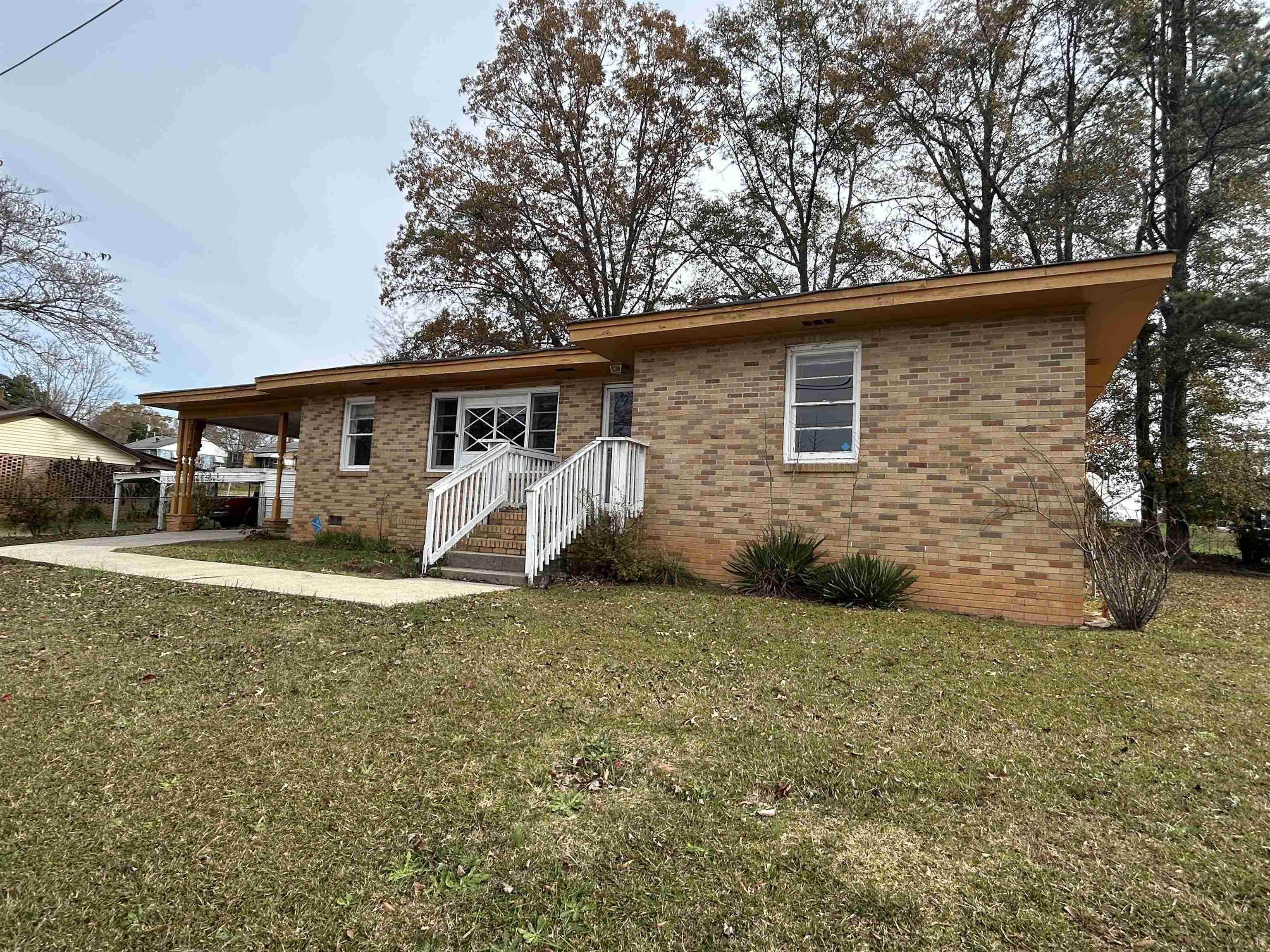 Property Photo:  200 Brockman Heights  SC 29379-1606 