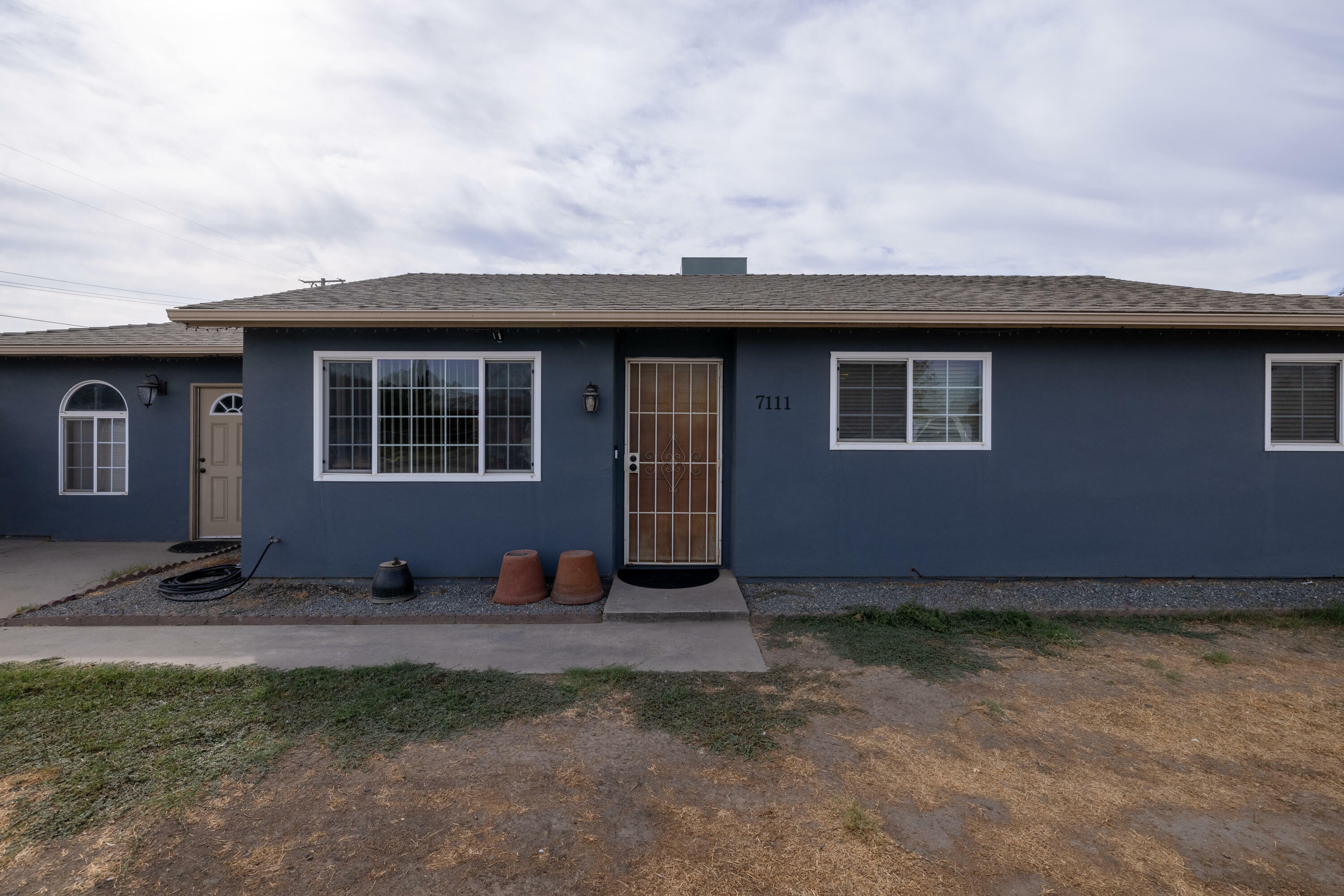 Property Photo:  7111 Ave 306  CA 93291 