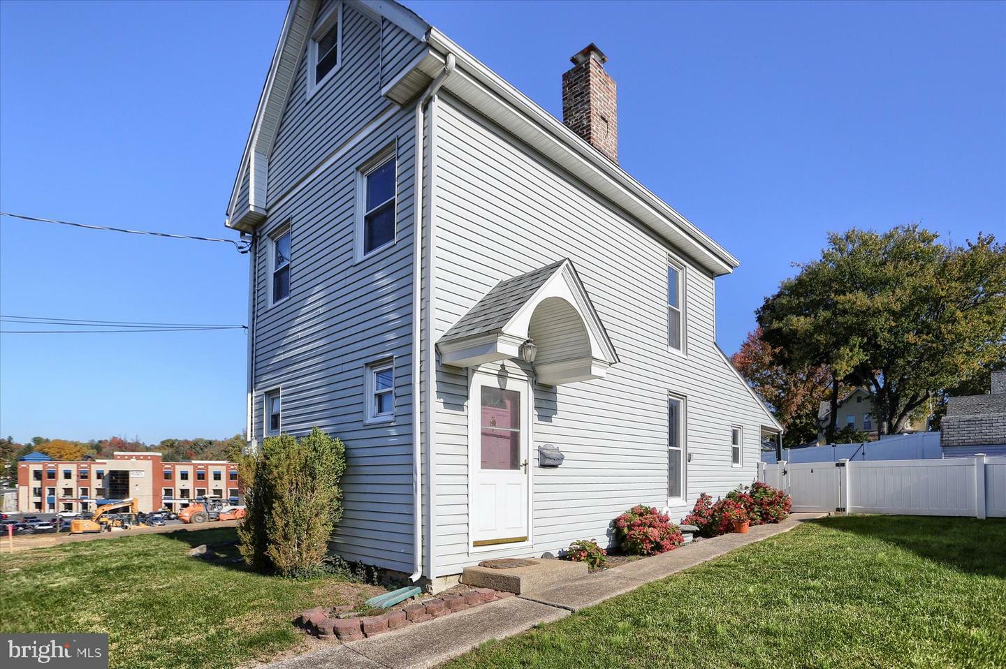 Property Photo:  45 S 19th Street  PA 17011 