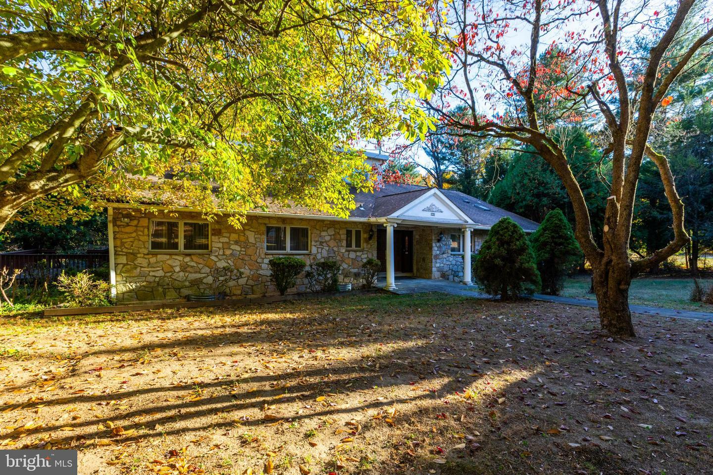 Property Photo:  820 Crestview Drive  PA 19064 