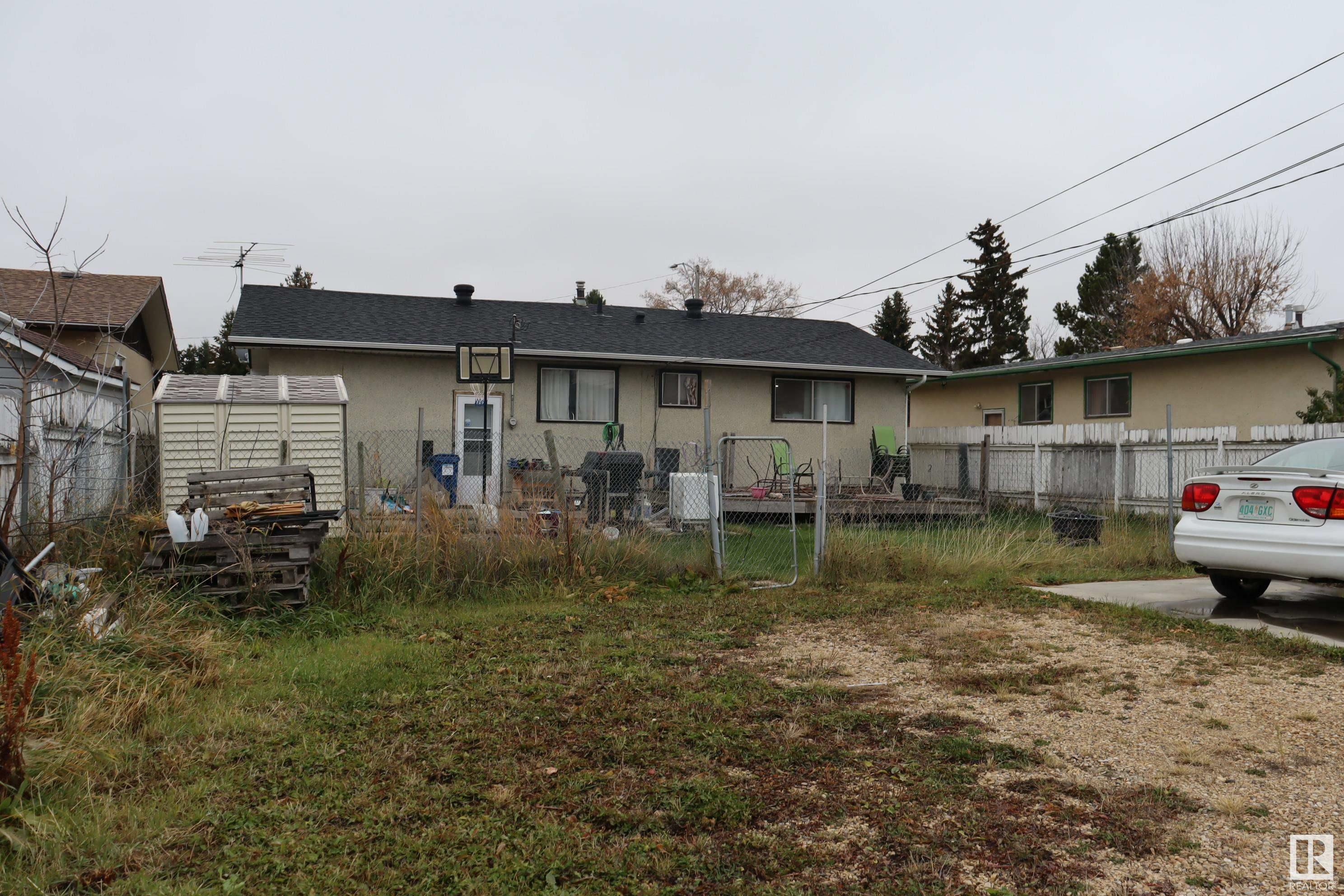 Property Photo:  4616 45 Ave  AB T9A 0E1 