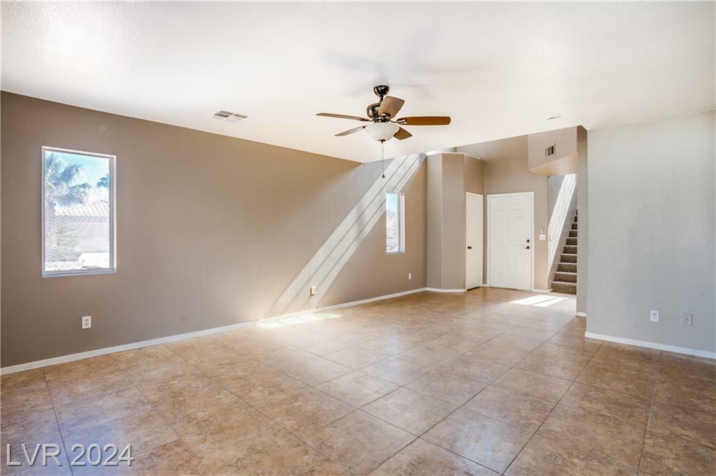 Property Photo:  1114 Edgestone Mark Avenue  NV 89081 