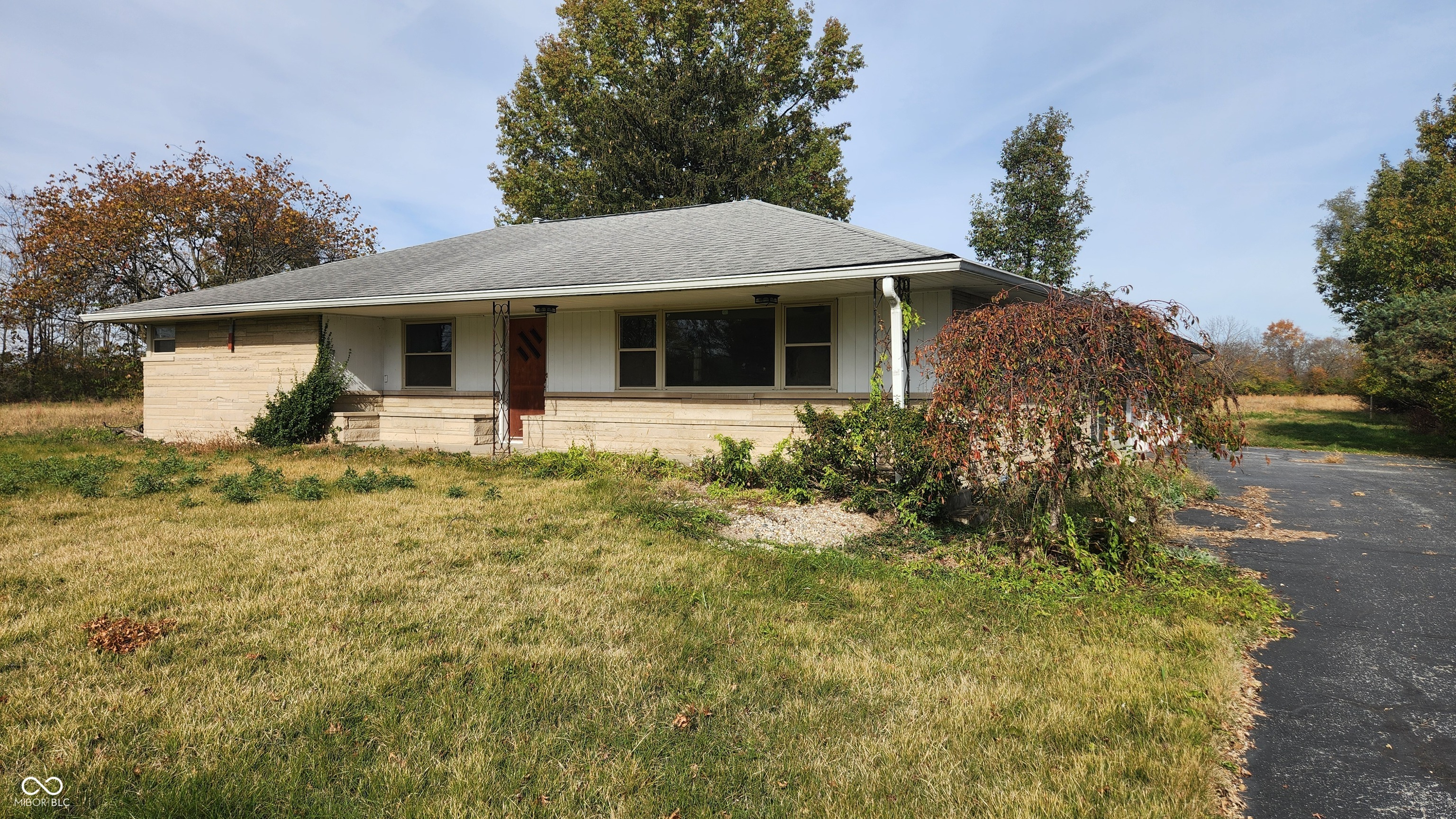 Property Photo:  2620 Wicker Road  IN 46217 