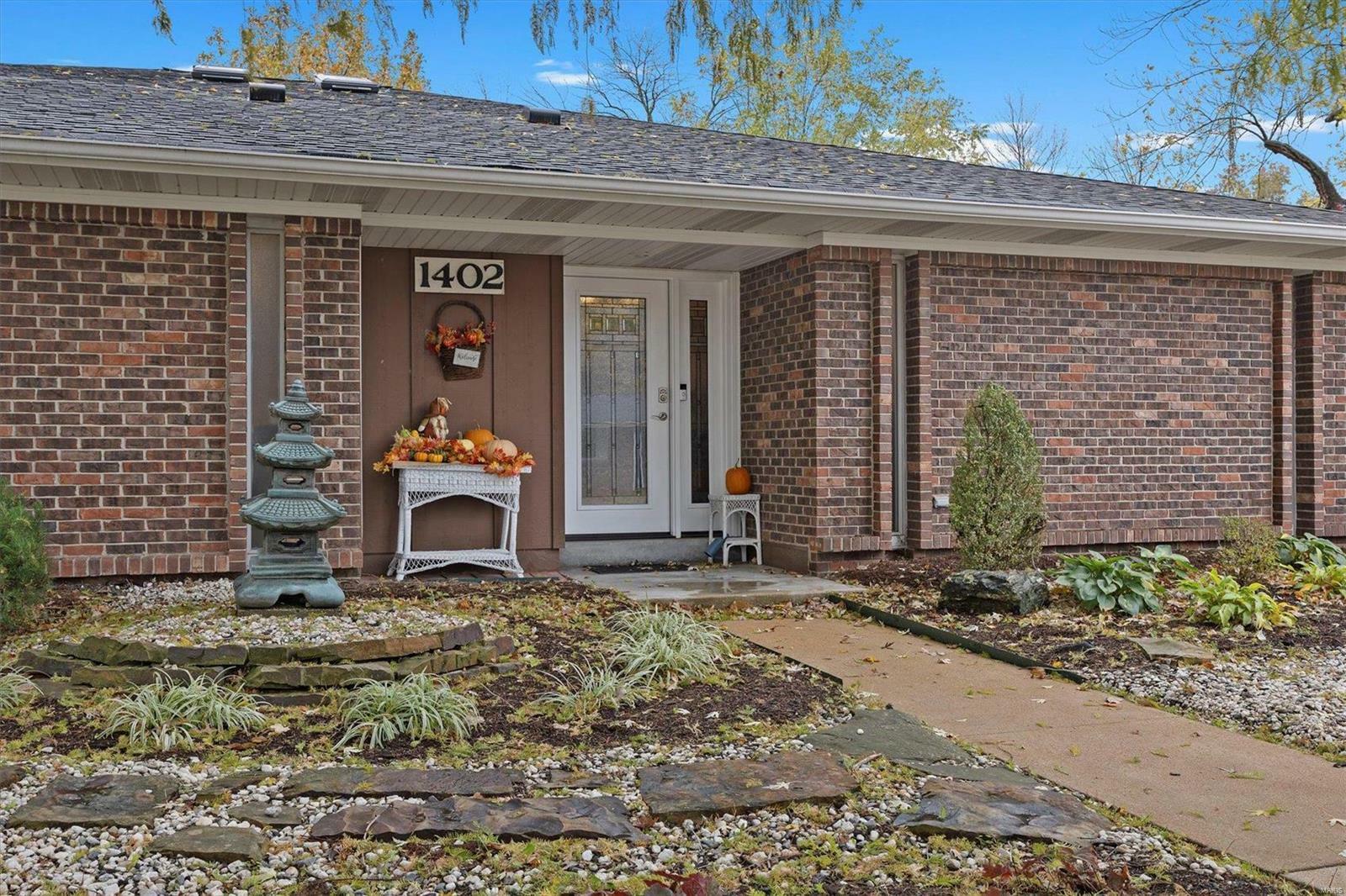 Property Photo:  1402 Potomac Drive  IL 62221 