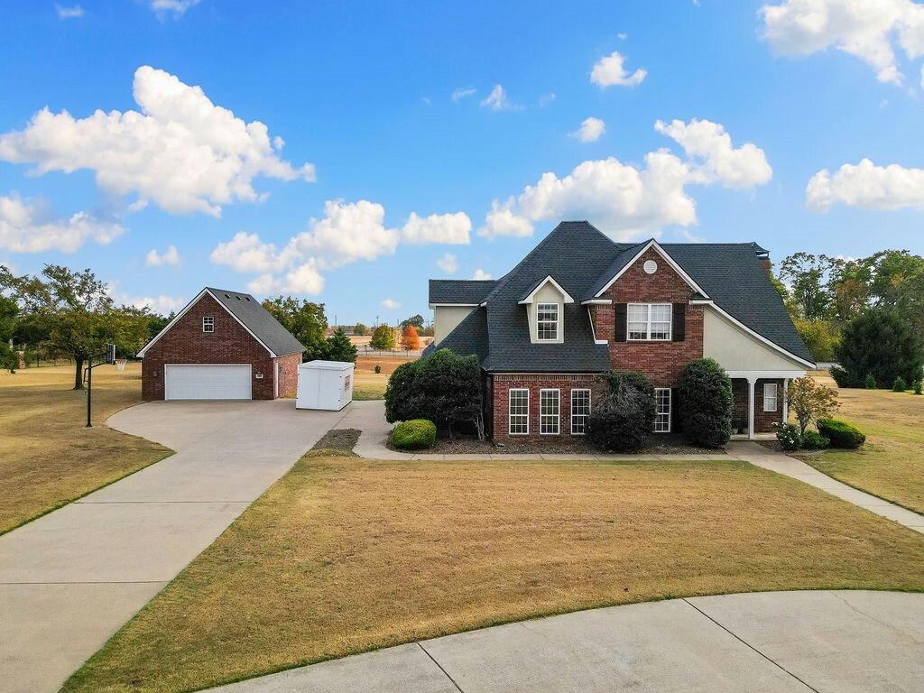 Property Photo:  11125 W Stonebriar Drive  AR 72712 