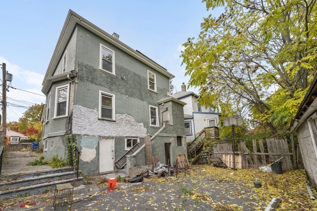 Property Photo:  160 Savannah Ave  MA 02126 