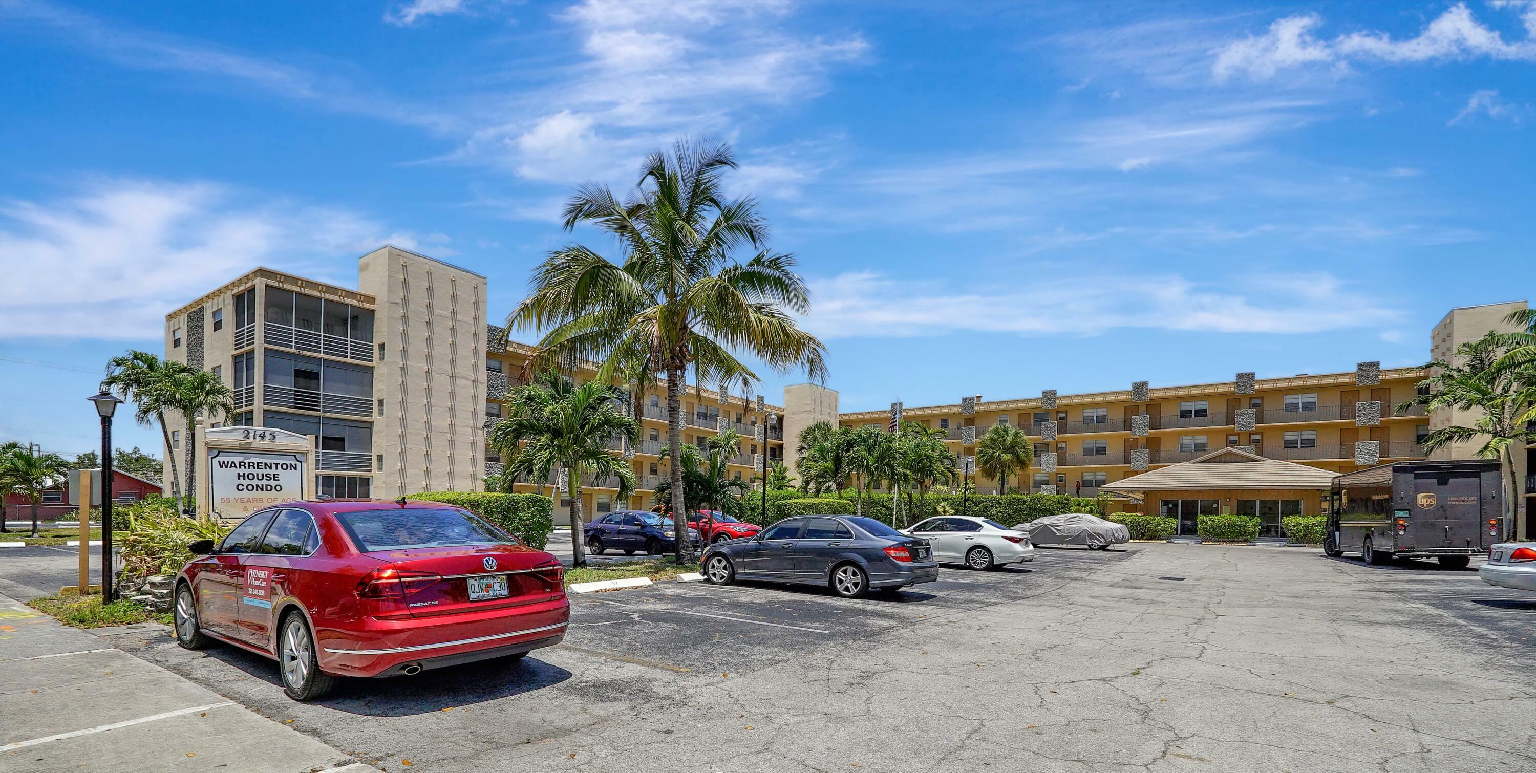 Property Photo:  2145 Pierce Street 326  FL 33020 