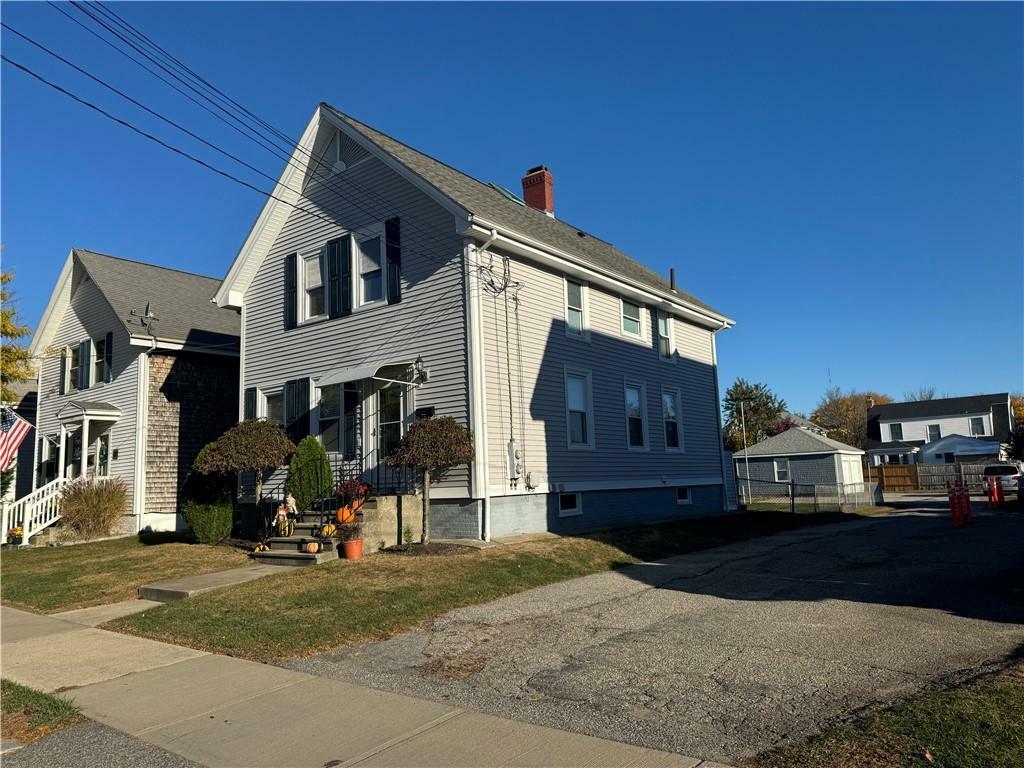 Property Photo:  136 Grove Avenue  RI 02914 