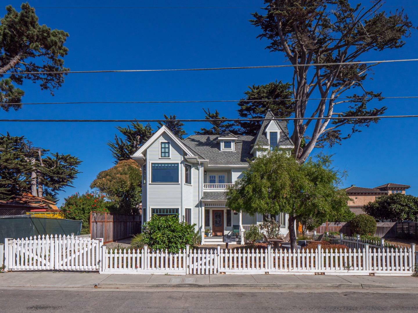 210 Almar Avenue  Santa Cruz CA 95060 photo