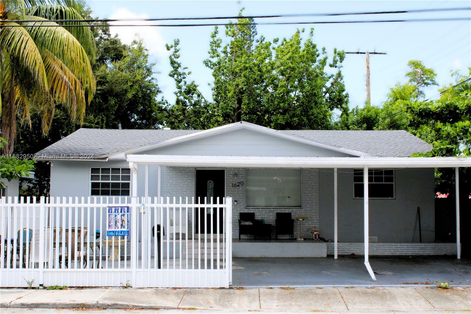 1620 NW 51st St  Miami FL 33142 photo