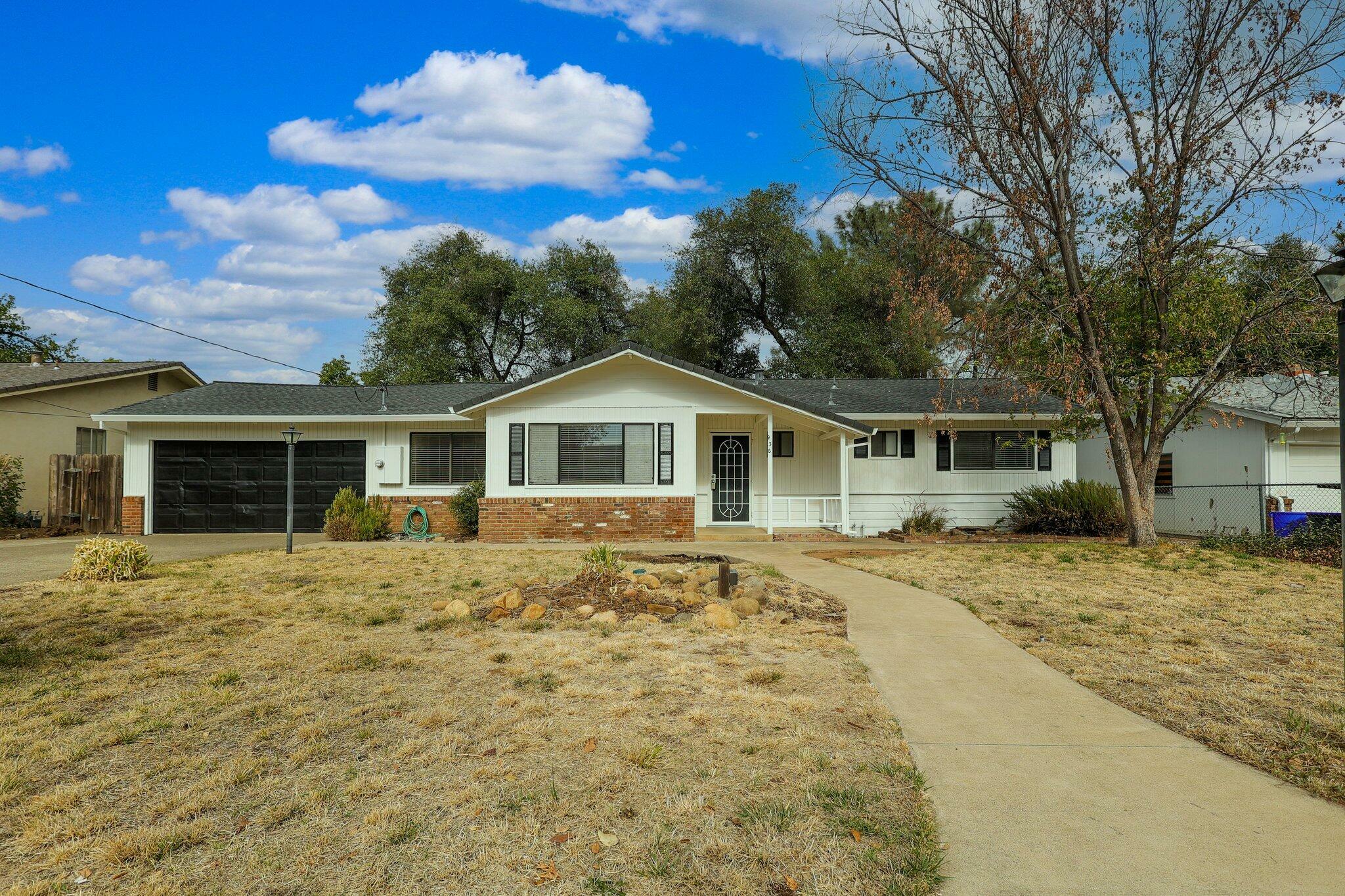 Property Photo:  936 Camino Court  CA 96002 