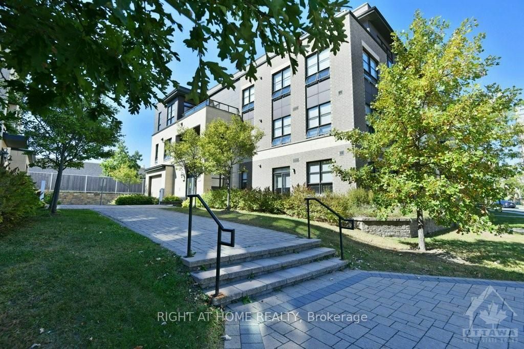 Property Photo:  659 Sue Holloway Dr 203  ON K2J 5W3 