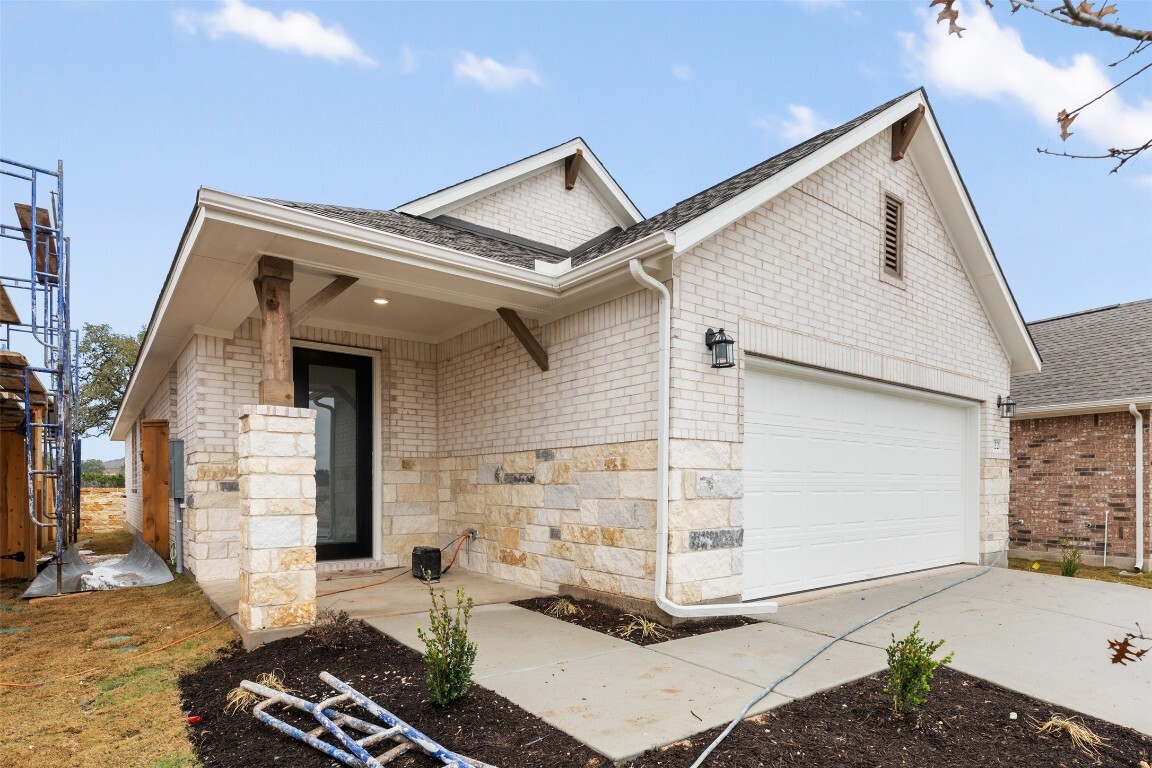 Property Photo: 322 Possumhaw Lane TX 78666