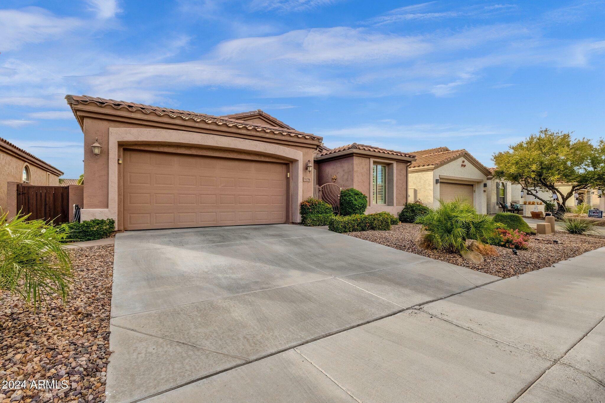 Property Photo:  5176 S Marigold Way  AZ 85298 