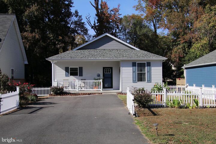 Property Photo: 137 12th Street VA 22443