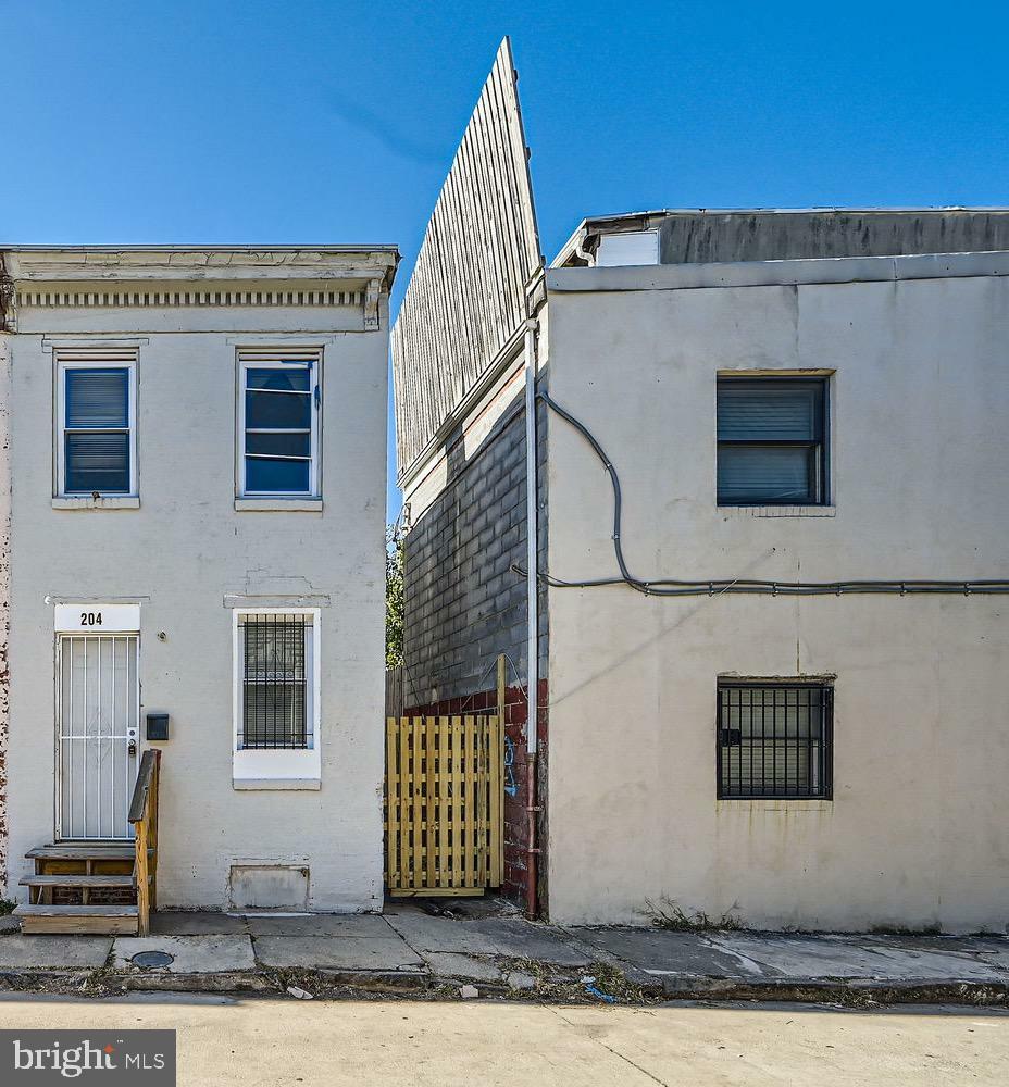 Property Photo:  204 S Vincent Street  MD 21223 