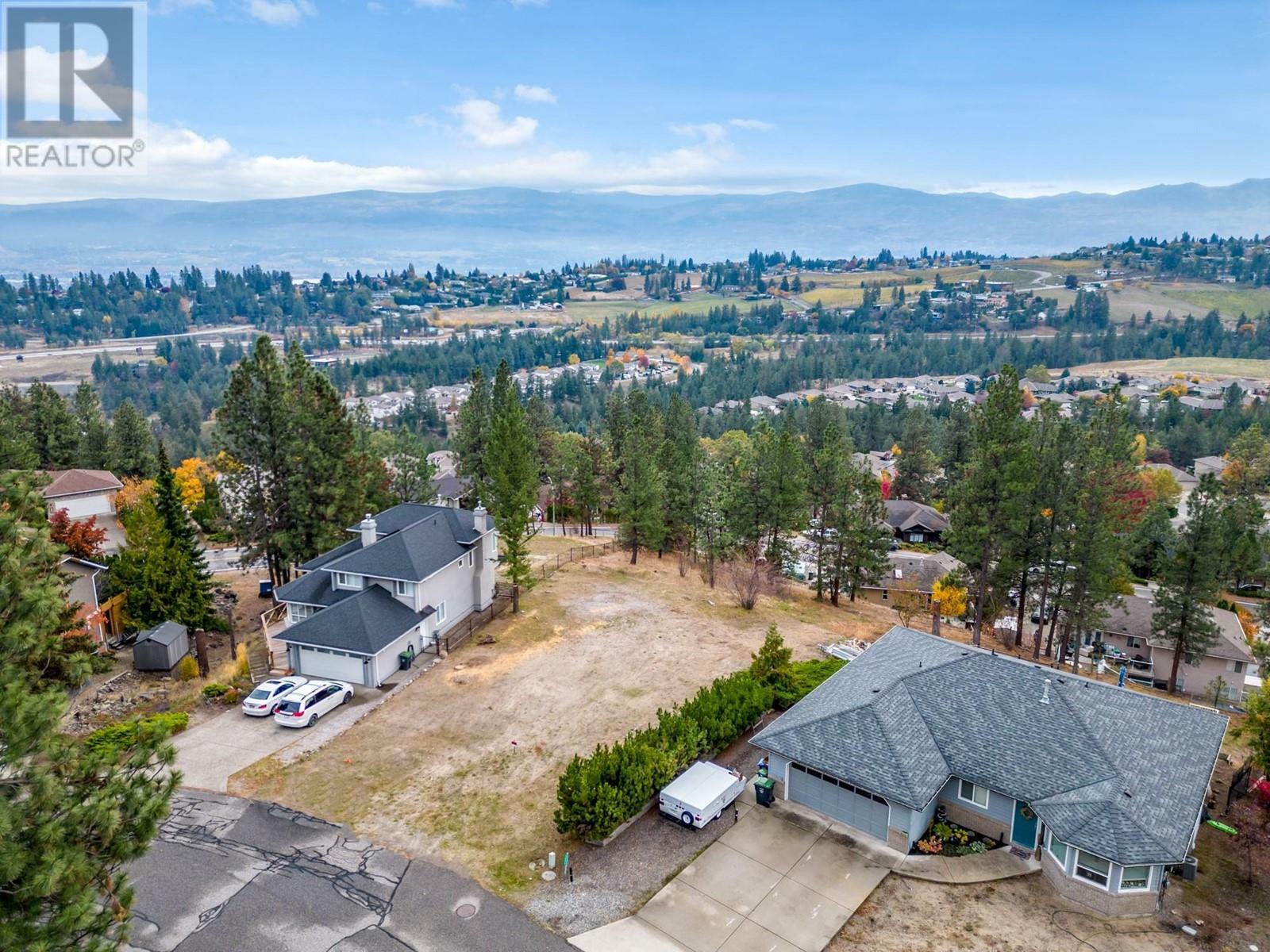 Property Photo:  2017 Covington Crescent  BC V1Z 3M2 