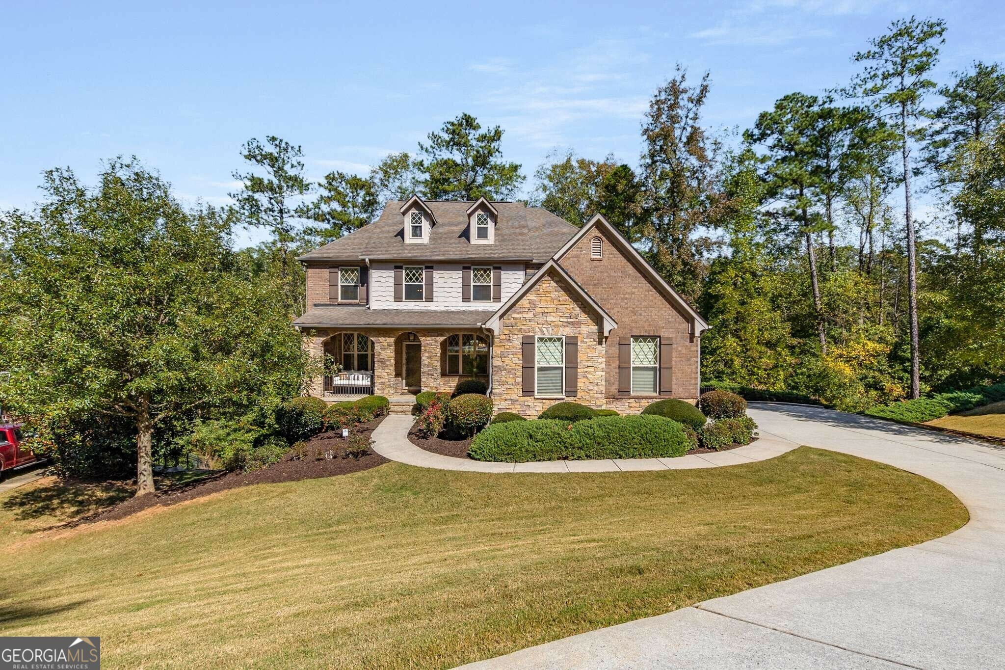 Property Photo:  1040 Ashley Manor Drive  GA 30075 