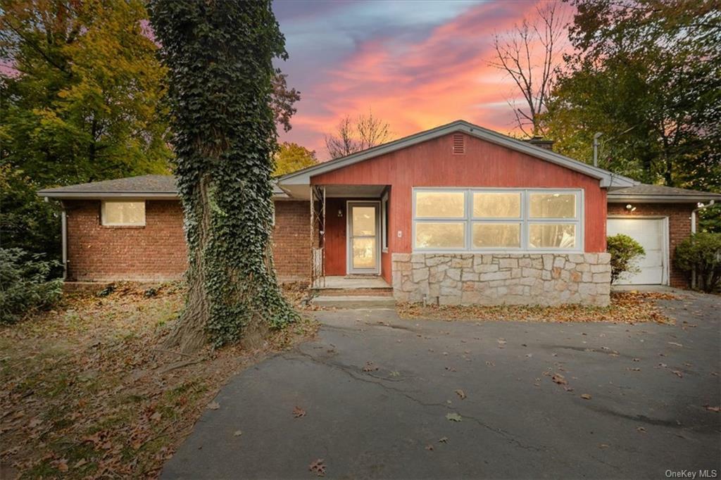 Property Photo: 1085 Stoll Court NY 12401