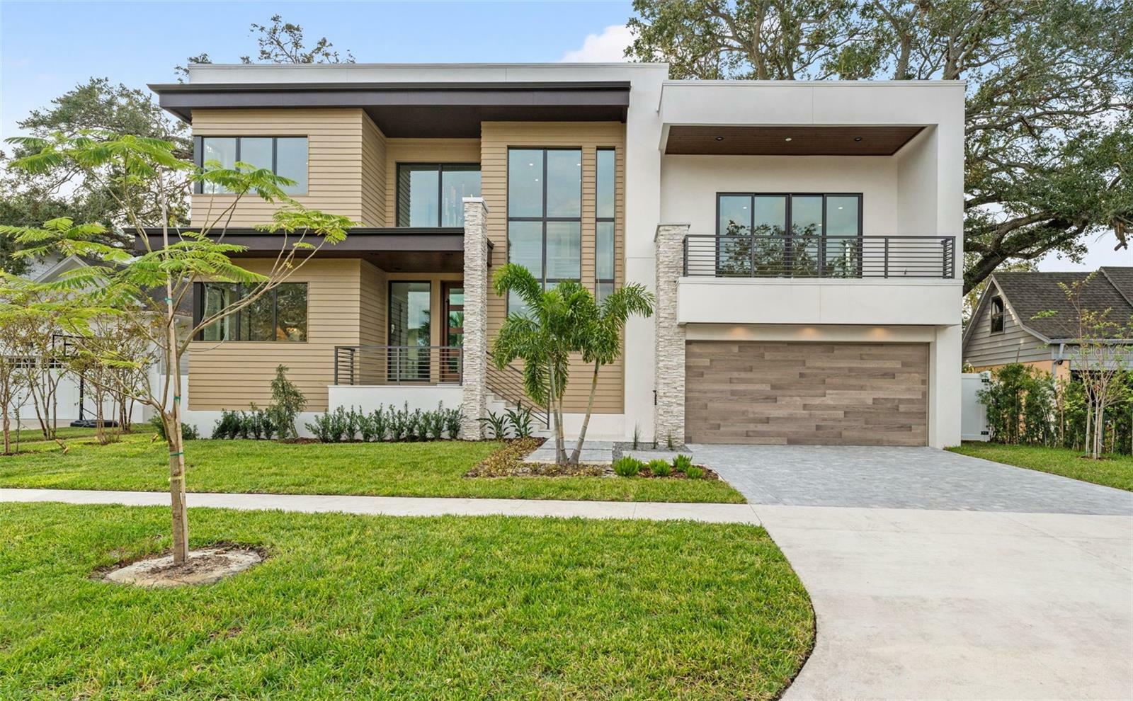 Property Photo: 496 Severn Avenue FL 33606